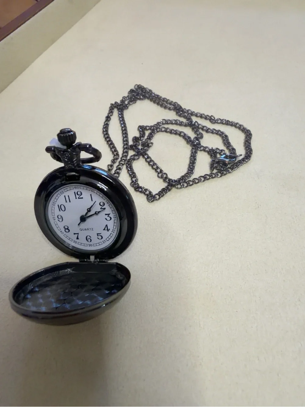 Vintage-Style Motorcycle Pocket Watch Necklace - Gunmetal